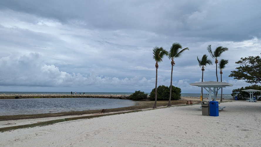 MIA_2023-08-19 18-04-02_PXL_20230819_220402866